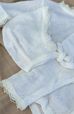 Wool/Silk Helmet w/ Lace - Nature white